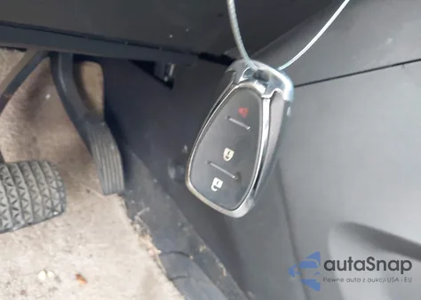 2020 Chevrolet Trax Awd Lt z USA, uszkodzony, nr VIN KL7CJPSB9LB333188